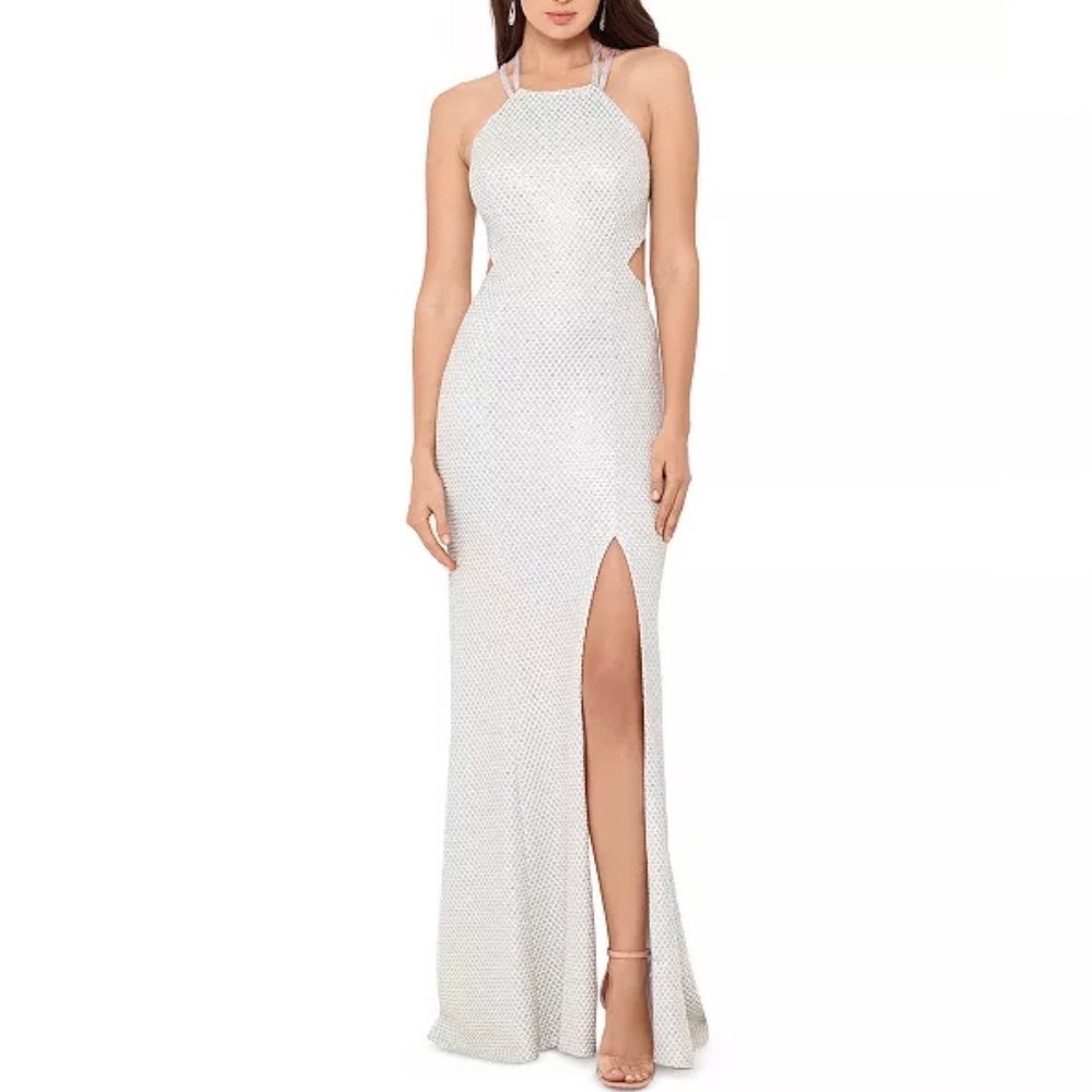 Betsy & Adam Open-back Metallic Mermaid Gown Silver Formal Dress